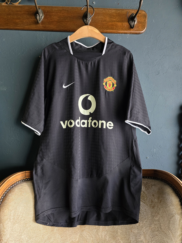 03-05 Manchester United Away